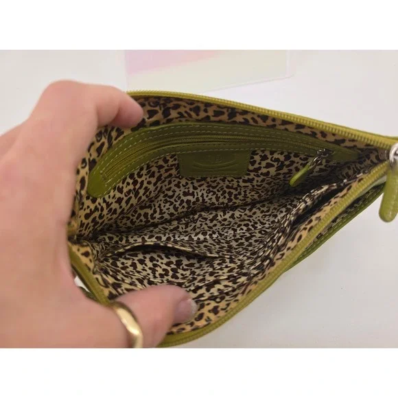 ILI genuine leather studded wristlet lime green clutch purse - Picture 6 of 7